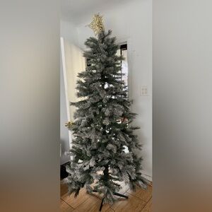 Gold Star Holiday Tree Topper
